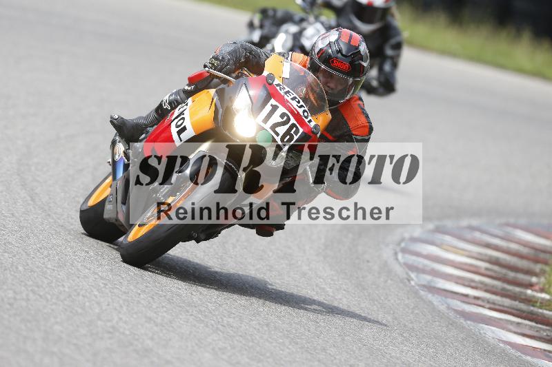 /25 10.06.2025 MaxRacing ADR/Gruppe gruen/126